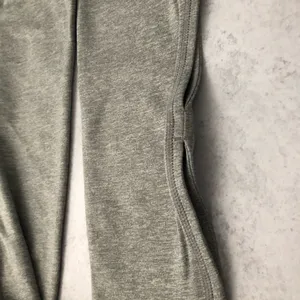 Free People FP Movement Gray High Waist Cut Out Crop Leggings NEW thumbnail 3