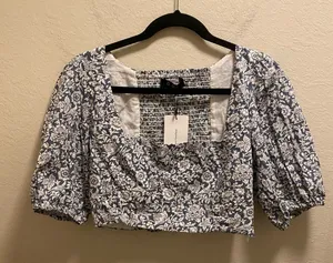 Anthropologie O.P.T Blue & White Floral Puff Sleeve Cropped Top Size Large NEW thumbnail 1