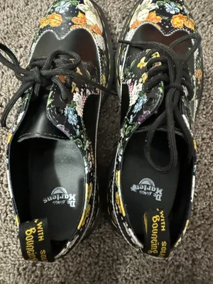 Dr Martens Women's 3989 Darcy Floral Oxford Black thumbnail 6