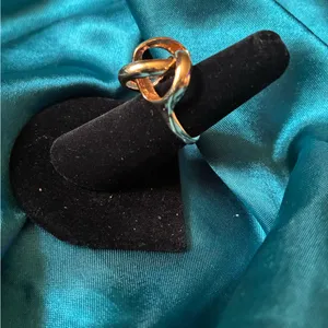18K Electroplated Love Knot Ring Size 6 Gold thumbnail 2