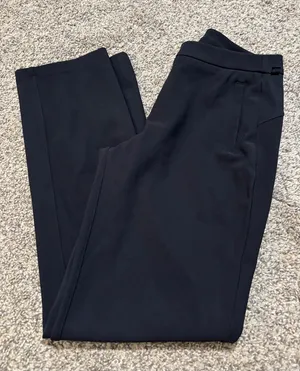 Lululemon On The Move Pant *Lightweight size 2 thumbnail 1