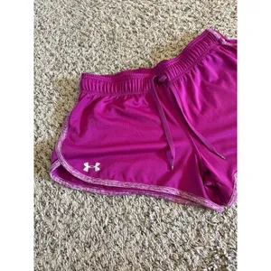 Under Armour Women's‎ Purple Heat Gear Running Shorts Size Medium thumbnail 2
