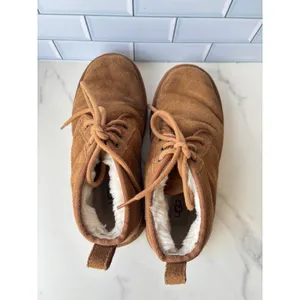 UGG‎ Neumel Chestnut Suede Lace Up Chukka Boots 1094269 Brown Womens 8 thumbnail 4