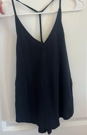 Lululemon Yoga Tank thumbnail 1
