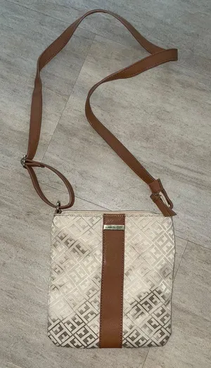 Tommy Hilfiger Purse thumbnail 1