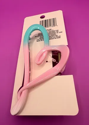 Pink Heart Hair Claw Clip thumbnail 1