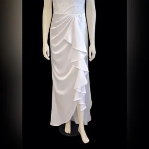 Elegant Wedding Dress With Sequined Bodice and Cap Sleeves White 10 NWT thumbnail 5