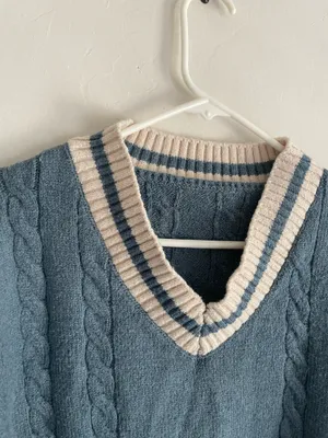 Knitted v neck sweater Blue thumbnail 2