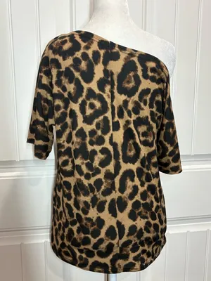 SHEIN Black and Camel Leopard Print Top Sizr M thumbnail 3