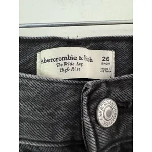 Abercrombie & Fitch High Rise Wide Leg Women's Jeans Size 26 Short Washed Black thumbnail 6
