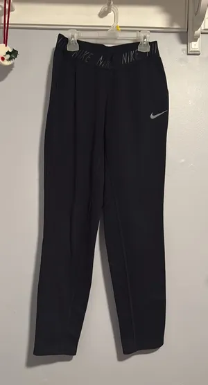 Nike black sweatpants  thumbnail 1