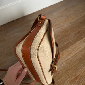 Vintage Dooney & Bourke AWL Equestrian Bag Natural Cream British Tan Brass USA thumbnail 5