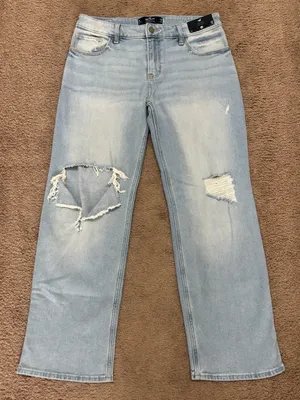 NWT Hollister Light Wash Dad Jeans thumbnail 1