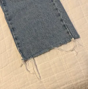 ZARA High Rise Jeans thumbnail 2