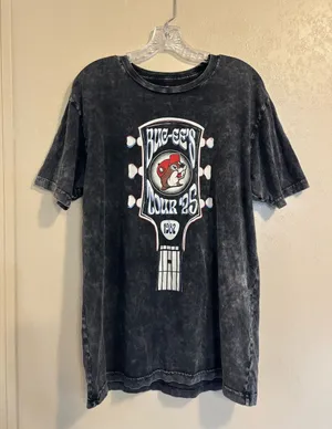 Buc-ee's Tour '25 Acid Wash Festival 100% Cotton Unisex T-Shirt sz M thumbnail 1
