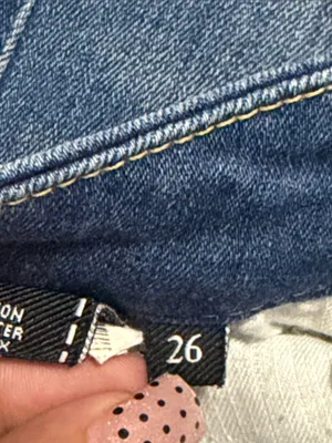 7 For All Mankind Karah Crop thumbnail 8