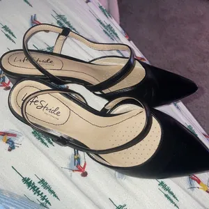 - Life Stride kitten pointed toe heels size 7.5 inches wide thumbnail 11