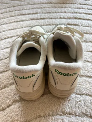 Reebok Classic Platform Leather Shoes in Off-White thumbnail 3