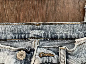 Old Navy Curvy Straight High-Rise Jeans thumbnail 3