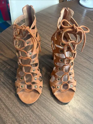 Wild Diva 7.5 Cigar Sandal Caged Cut Out Chunky Block Heel Peep Toe thumbnail 3