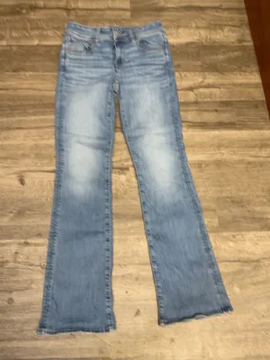 merican Eagle Kick Boot Jeans Women’s Size 4 Regular Next Level Stretch light W thumbnail 1