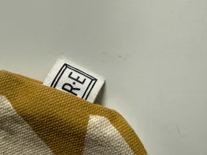 Pouch Yellow thumbnail 2