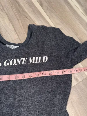 Wildfox girls gone mild casual flowy sweatshirt size medium thumbnail 6