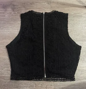 Abercrombie Top thumbnail 3