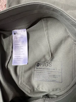 FIGS Scrub Pants thumbnail 4