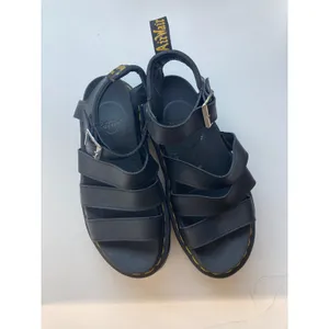 Dr Martens Blaire Edgy Grunge Lite Chunky Platform Strap Black Leather Sandals 6 thumbnail 2