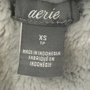 Aerie XS Gray Cozy Fleece Womens thumbnail 7