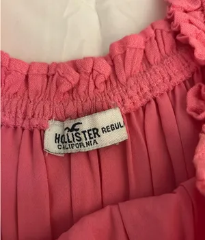 Hollister pink romper! Super cute! thumbnail 2