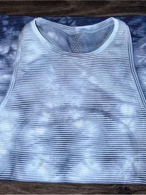 Women’s Lululemon blue tie dye racer back tank thumbnail 1
