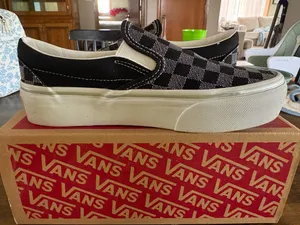 Vans shoes thumbnail 2