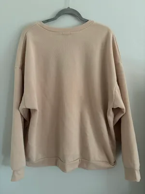 Tan Crewneck Size XL thumbnail 2