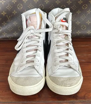 Nike Blazers  thumbnail 1