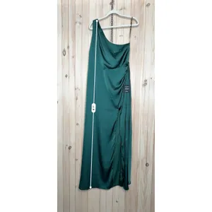 NWT Lulus Signature Elegance Emerald Satin One-Shoulder Maxi Dress Wedding Sz 1X thumbnail 4