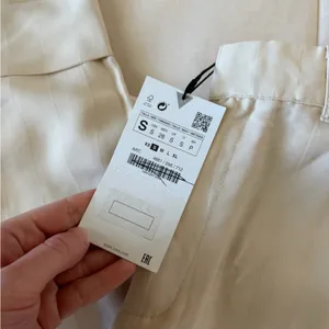 NWT Zara Women's Cream Flare Pants thumbnail 4