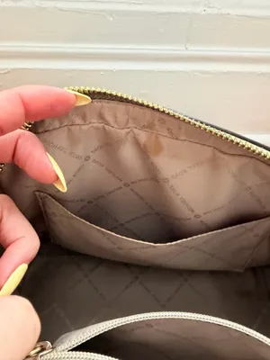 Michael Kors Purse thumbnail 4