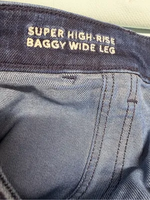 American Eagle AE Super High-Waisted Baggy Wide-Leg Jean 14 Short thumbnail 7