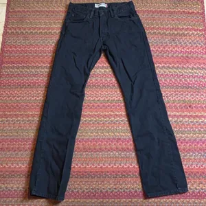 Retro Y2k Levis 505 Black Straight Fit Jeans thumbnail 1