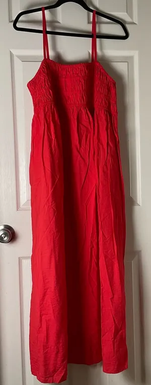 A New Day Woman’s Smocked Midi Slip Dress with pockets size large thumbnail 1