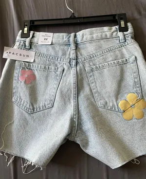 90s girlfriend retro flower shorts thumbnail 2