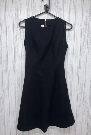 Womens Size XS Spanx Fit & Flare Dress Black EUC thumbnail 6