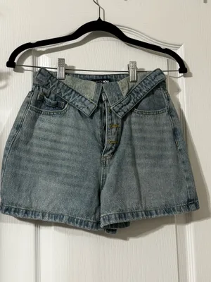 FashioNova 2pc denim short set thumbnail 4
