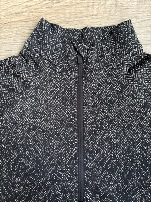 Lululemon Rest Less Cropped 1/2 Zip Herringbone Fade Black / White Sz 4 thumbnail 5
