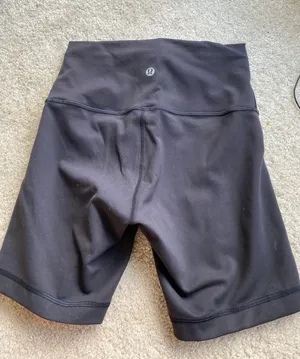 Lululemon Black Align Shorts Size 4 thumbnail 4