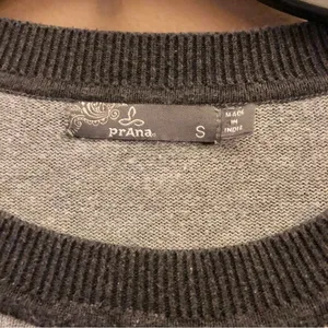 Prana Ansleigh Pullover Slit Sweater Grey‎ Small thumbnail 6