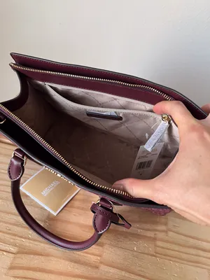 Michael Kors Purse thumbnail 11
