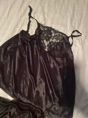 Womens 2 Piece Satin Pj Set Black thumbnail 4